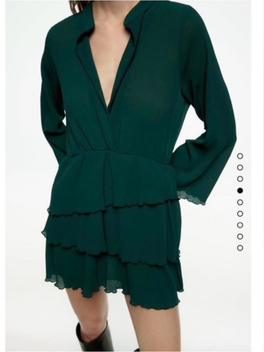 🎉 Zara Green Pleated Mini Ruffle Dress – Deep V, Size L